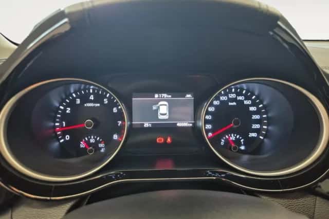 Kia XCeed (2022) thumbnail 15