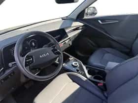 Kia Niro (2024) thumbnail 11