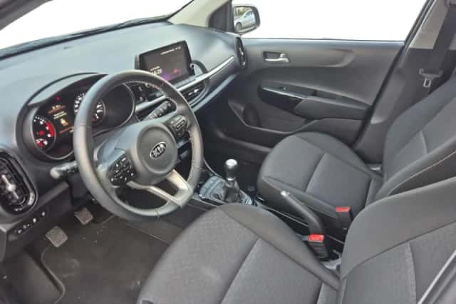 Kia Picanto (2021) thumbnail 11