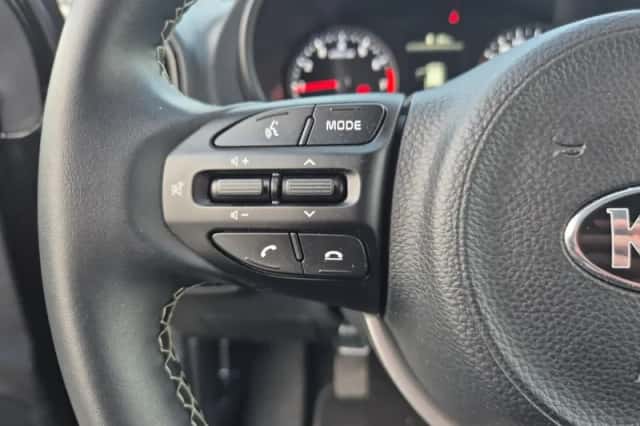 Kia Picanto (2021) thumbnail 13