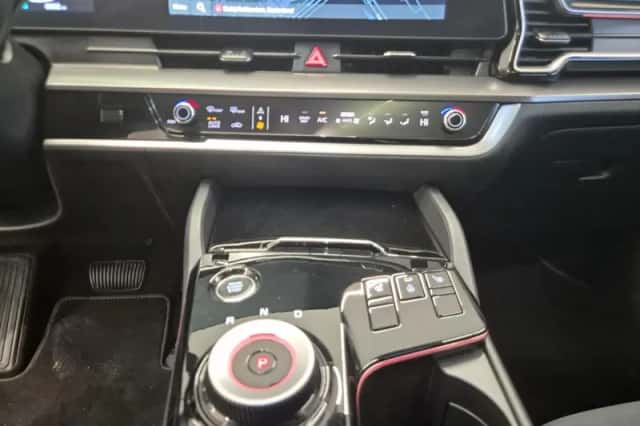 Kia Sportage (2024) thumbnail 21