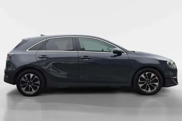 Kia Ceed (2025) thumbnail 5