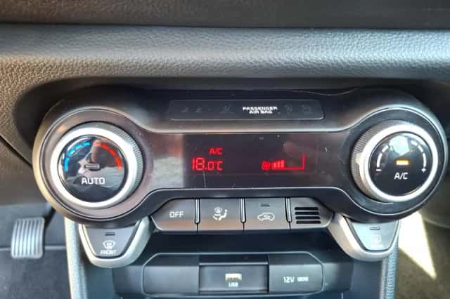 Kia Picanto (2021) thumbnail 15