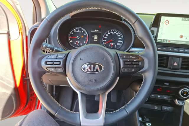 Kia Picanto (2021) thumbnail 16
