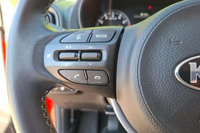 Kia Picanto (2021) thumbnail 17