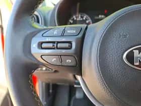 Kia Picanto (2021) thumbnail 17