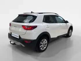 Kia Stonic (2024) thumbnail 2