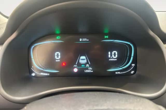 Kia Stonic (2024) thumbnail 14