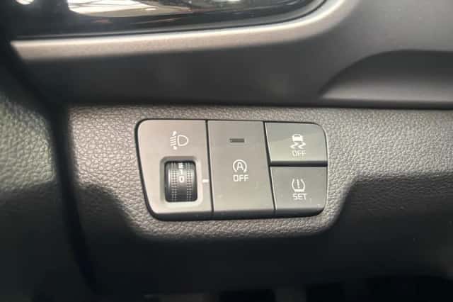 Kia Stonic (2024) thumbnail 22