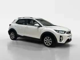 Kia Stonic (2024) thumbnail 6