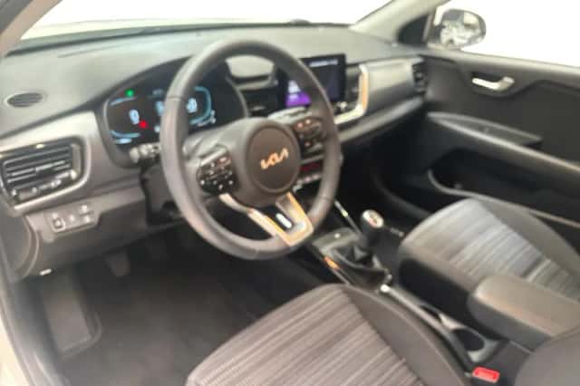 Kia Stonic (2024) thumbnail 10