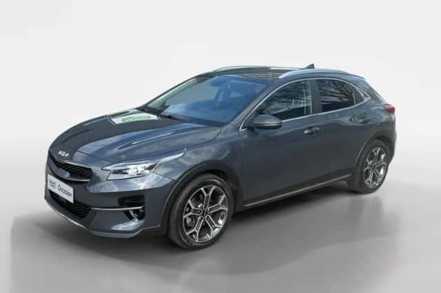 Kia XCeed (2022) thumbnail 2