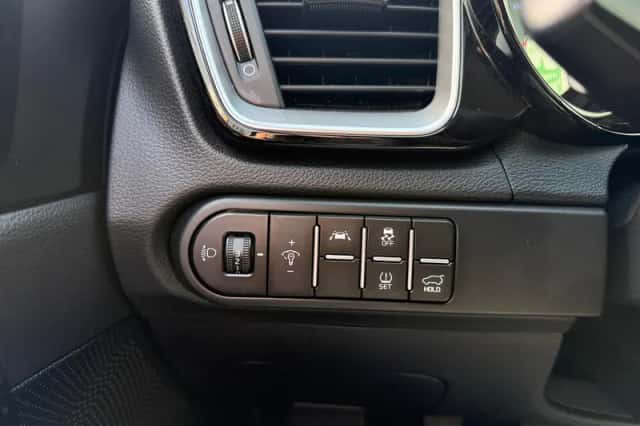 Kia XCeed (2022) thumbnail 11