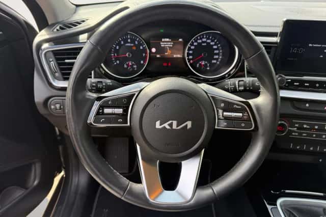 Kia XCeed (2022) thumbnail 23