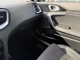 Kia XCeed (2022) thumbnail 32