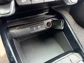 Kia Stonic (2019) thumbnail 12