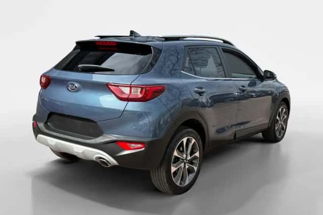 Kia Stonic (2019) thumbnail 3