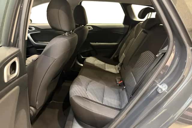 Kia Ceed Sportswagon (2025) thumbnail 11