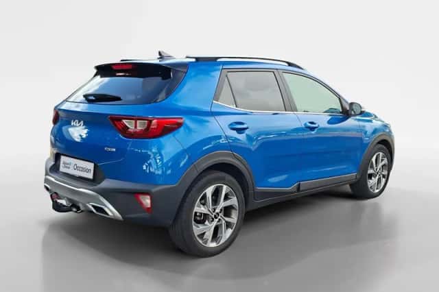 Kia Stonic (2023) thumbnail 5