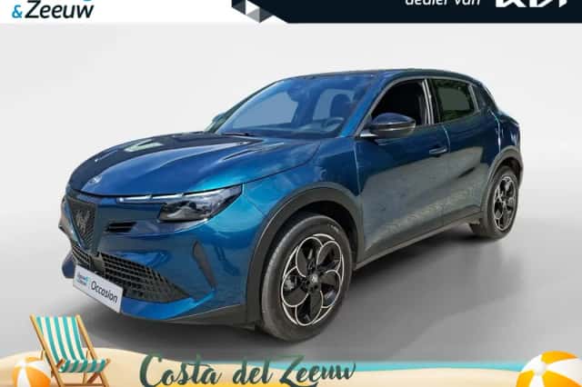 Alfa Romeo Junior (2025) thumbnail 1