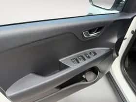 Kia Stonic (2025) thumbnail 17