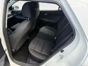 Kia Stonic (2025) thumbnail 24