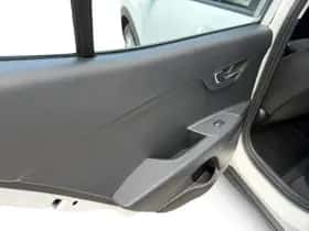 Kia Stonic (2025) thumbnail 28