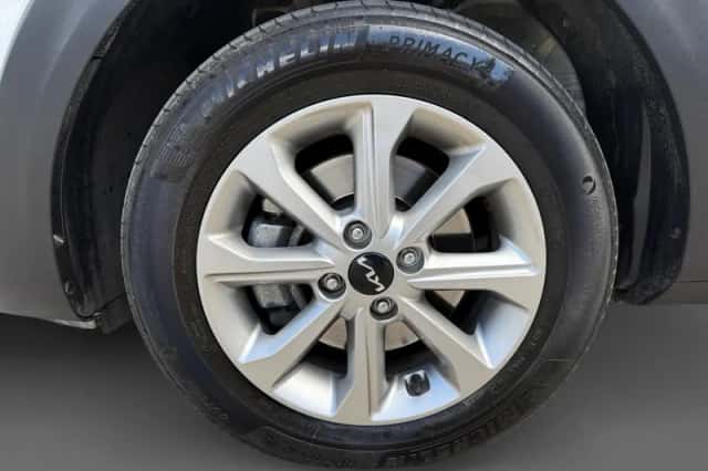 Kia Stonic (2025) thumbnail 10