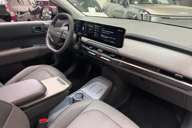 Kia EV3 (2025) thumbnail 13