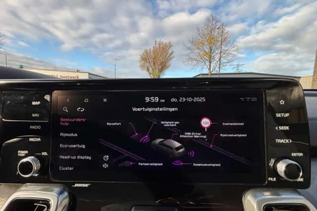 Kia Sorento (2024) thumbnail 18