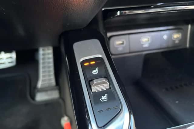 Kia Sorento (2024) thumbnail 21
