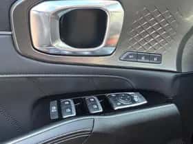 Kia Sorento (2024) thumbnail 25