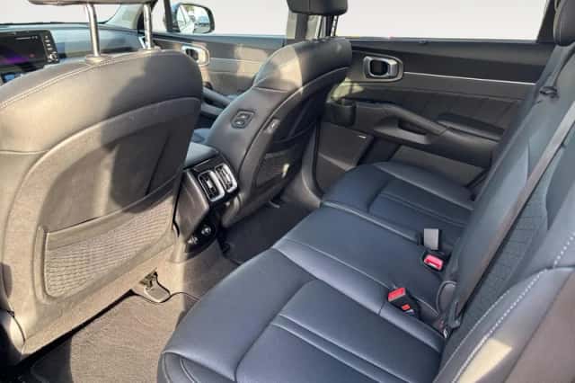 Kia Sorento (2024) thumbnail 26
