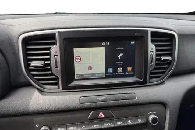 Kia Sportage (2018) thumbnail 11