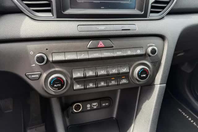 Kia Sportage (2018) thumbnail 14
