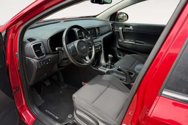 Kia Sportage (2018) thumbnail 21