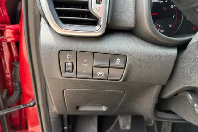 Kia Sportage (2018) thumbnail 24