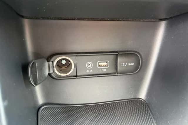 Kia Sportage (2018) thumbnail 30