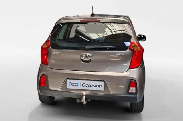 Kia Picanto (2017) thumbnail 6