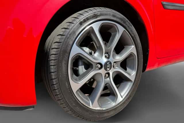 Kia Picanto (2019) thumbnail 16