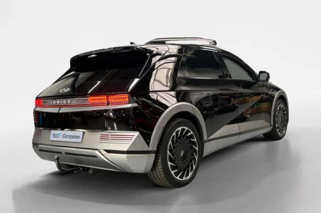 Hyundai Ioniq 5 (2022) thumbnail 3