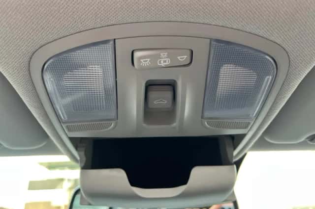 Kia Stonic (2025) thumbnail 38