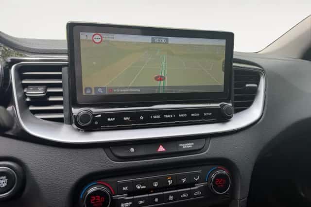 Kia XCeed (2021) thumbnail 25