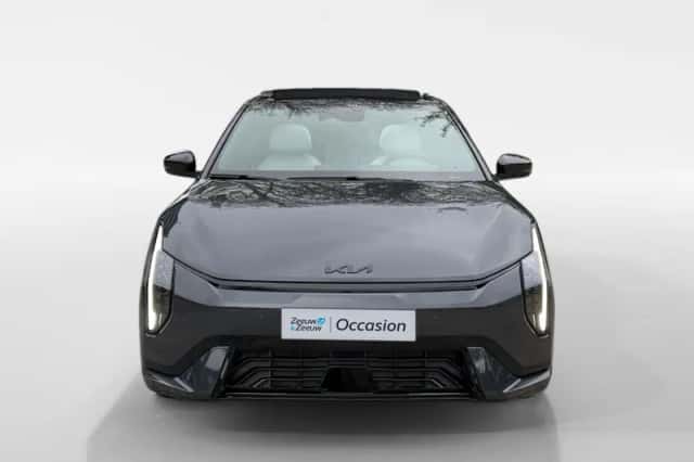 Kia EV4 (2026) thumbnail 2