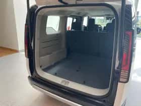 Kia PV5 (2026) thumbnail 5