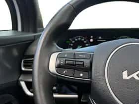 Kia Sportage (2023) thumbnail 3