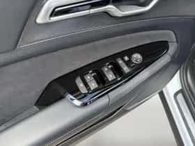 Kia Sportage (2023) thumbnail 24