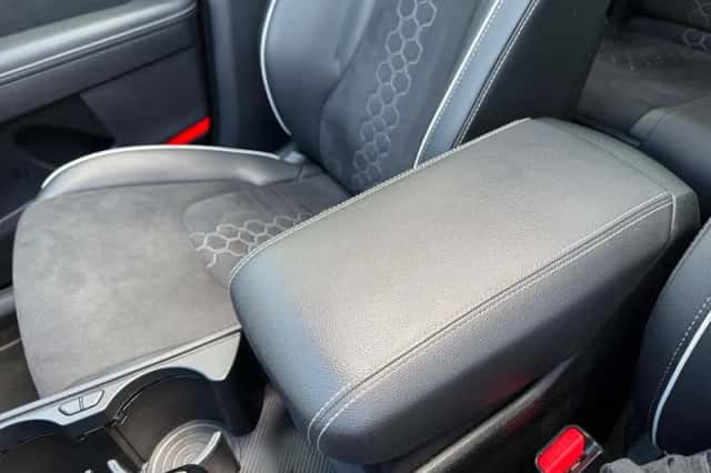 Kia Sportage (2023) thumbnail 28