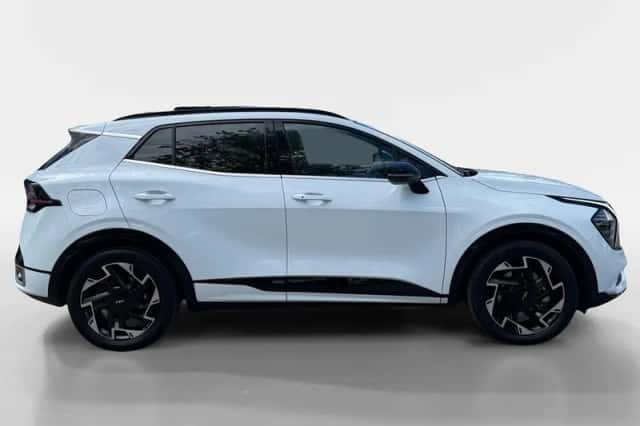 Kia Sportage (2023) thumbnail 4