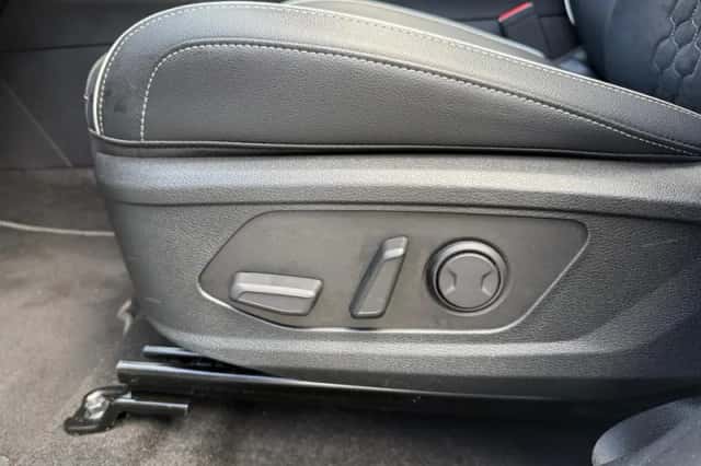 Kia Sportage (2023) thumbnail 38